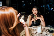 alcohol-social-media_iStock-2183995140