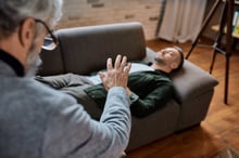 therapist_patient_iStock-1304597254